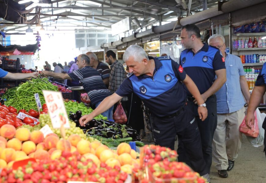 Akyazı’da pazaryeri denetimleri sürüyor