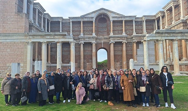 Adım Adım Salihli Projesi ile Manisalı Kadınlar Tarihi ve Doğal Güzellikleri Keşfediyor