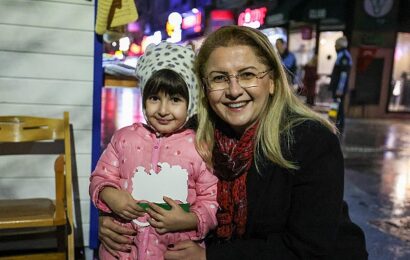 Bakırköy Belediye Başkanı Ayşegül Ovalıoğlu Yılbaşı Panayırı’nı Ziyaret Etti