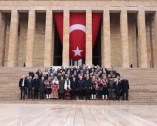 Çankaya Belediye Başkanı Hüseyin Can Güner, Atatürk’ün Ankara’ya Gelişi’ni Anıtkabir’de Kutladı