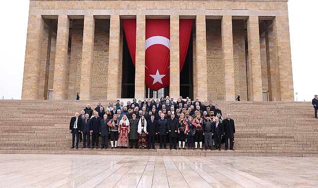 Çankaya Belediye Başkanı Hüseyin Can Güner, Atatürk’ün Ankara’ya Gelişi’ni Anıtkabir’de Kutladı