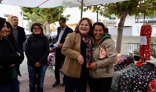 Didim Belediye Başkanı Hatice Gençay, Pazartesi Pazarını Ziyaret Etti