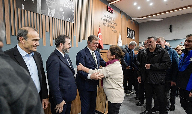 İzmir Büyükşehir Belediye Başkanı Cemil Tugay’dan Personeline Yeni Yıl Mesajı