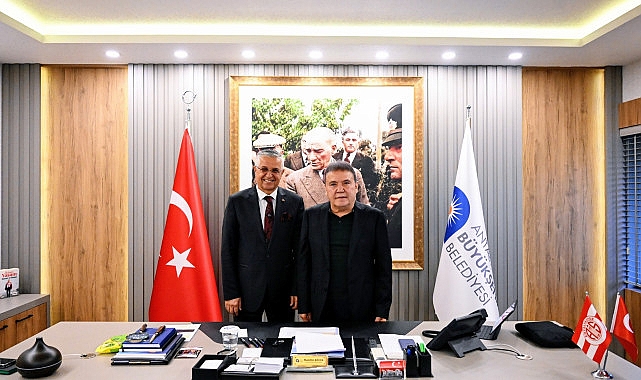 Kemer Belediye Başkanı Necati Topaloğlu’ndan Büyükşehir Belediye Başkanı Muhittin Böcek’e Ziyaret