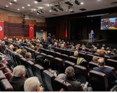 Konak Belediyesi’nden Muhtarlara Yıl Sonu Değerlendirme Toplantısı