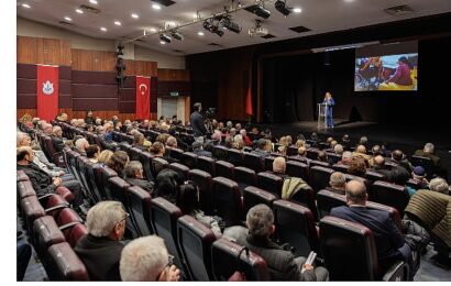 Konak Belediyesi’nden Muhtarlara Yıl Sonu Değerlendirme Toplantısı