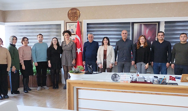 Kurs Müdürü ve Öğretmenlerden Başkan Topaloğlu’na Yeni Yıl Ziyareti