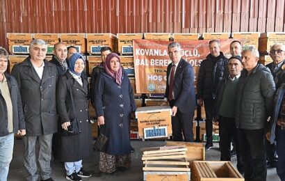 Manisa Büyükşehir Belediyesi’nden Arı Üreticilerine Destek