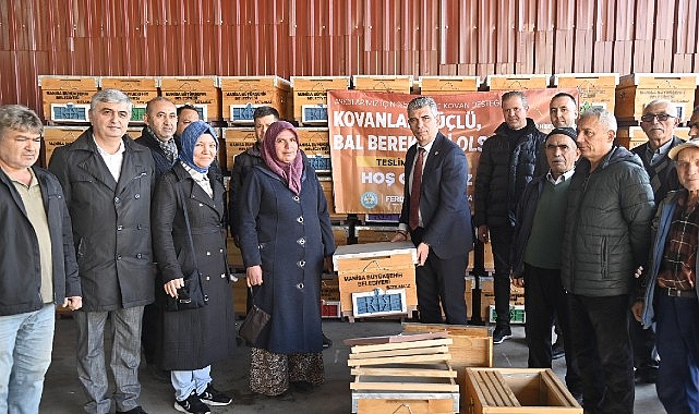 Manisa Büyükşehir Belediyesi’nden Arı Üreticilerine Destek