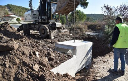 Manisa Büyükşehir Belediyesi’nden Demirci Mahallesi’nde Altyapı Çalışması