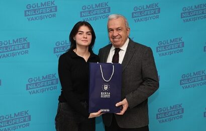 Nilüfer Belediye Başkanı Şadi Özdemir, Gençlerle Bir Araya Geldi