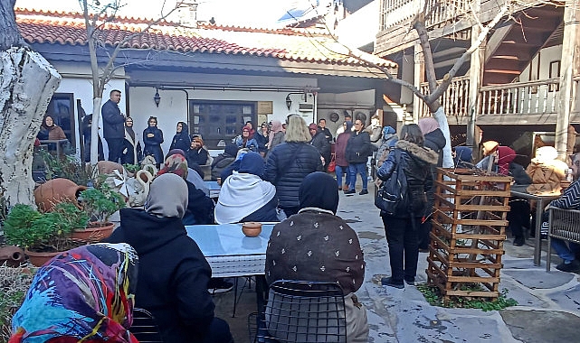 Adım Adım Kula Projesi ile Kadınlar Kula’nın Güzelliklerini Keşfetti