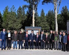 Antalya’da Türk-Macar Dostluğunu Sembolize Eden Anıt Açıldı