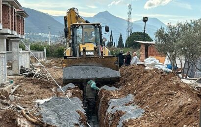 Aydın Büyükşehir Belediyesi Kuşadası’nda Altyapı Yatırımlarını Hızlandırıyor