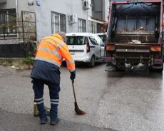 Balçova’da Temizlik ve Asfaltlama Çalışmaları Hız Kazandı