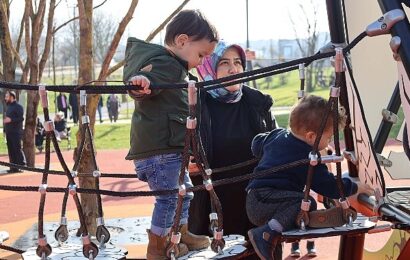 Başiskele Seymen Millet Bahçesi: Yeni Yılın Cazibe Merkezi