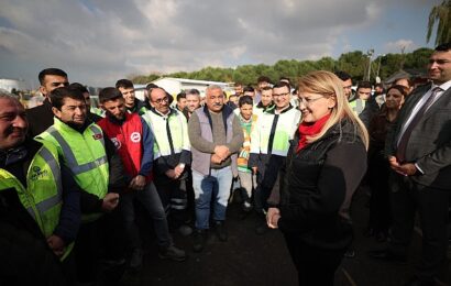 Başkan Ayşegül Ovalıoğlu, Çalışanlarıyla Yıl Sonu Buluşmasında Bir Araya Geldi