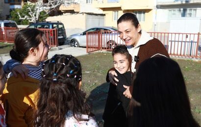 Başkan Ceritoğlu Sengel, Yeni Çocuk Parkının Açılışında Çocuklarla Bir Araya Geldi