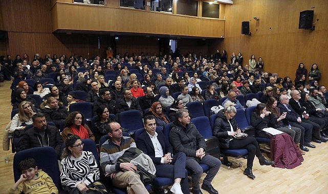 Çankaya Belediyesi’nden Ailelere Özel Eğitim Semineri