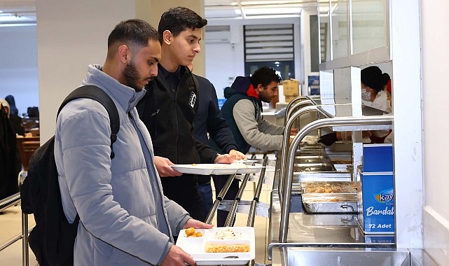 Çankaya Belediyesi’nden Üniversite Öğrencilerine Ücretsiz Akşam Yemeği Desteği