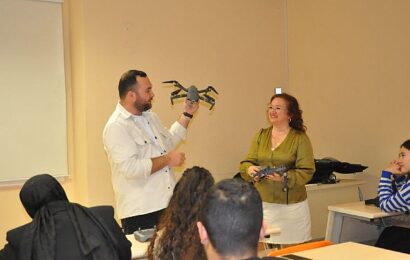 Ege Üniversitesi’nde Drone Pilotluğu ve Medya-Reklam Sektörü Üzerine Söyleşi