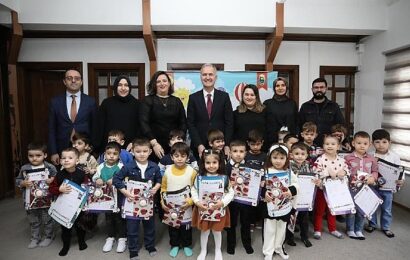 İnegöl Belediyesi Beşinci Mevsim Kreşinde Karneler Dağıtıldı