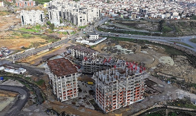 İzmir Büyükşehir Belediyesi Kentsel Dönüşüm Çalışmalarına Hız Verdi