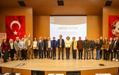 Karabağlar Belediyesi’nden Bağımlılıkla Mücadele Semineri