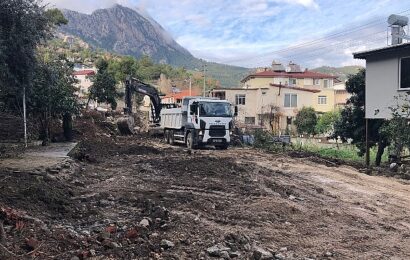 Kemer Belediyesi’nden Yeni Yol Çalışmaları