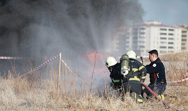 Nevşehir İtfaiyesi, Gülşehir İtfaiyesi’ne Yangın Eğitimi Verdi