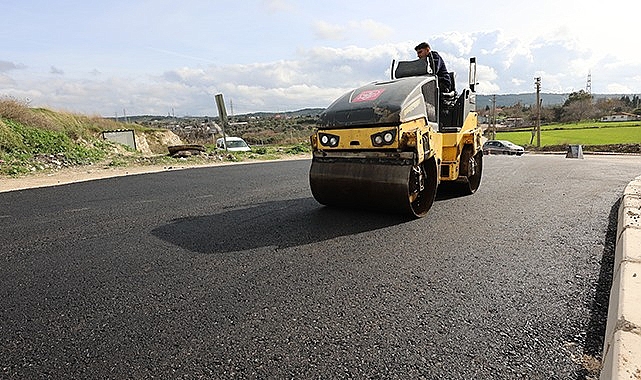 Urla’da Altyapı Çalışmaları Sonrası Yol Yenileme Seferberliği