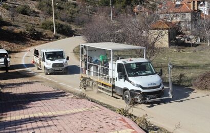 Antalya Büyükşehir Belediyesi Korkuteli’nde Yol Bakım Çalışmalarına Başladı