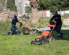 Bayraklı Belediyesi’nden Parklarda Yenileme Çalışmaları