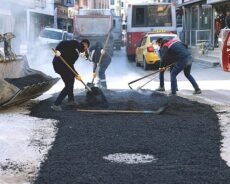 Bayraklı’da Yol Yenileme Çalışmaları Devam Ediyor