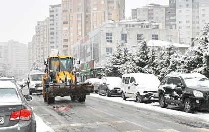 Beylikdüzü Belediyesi Karla Mücadele Çalışmalarını Sürdürüyor