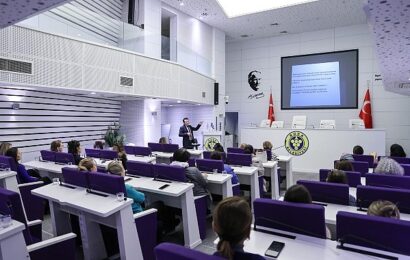 Buca Belediyesi’nden Dünya Kanser Günü’nde Farkındalık Semineri