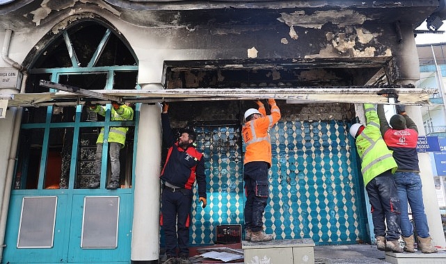 Büyükşehir, Akça Camii’nde Yangın Sonrası Onarım Çalışmalarına Başladı