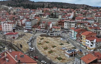 Doğanhisar’da Yeni Meydan Düzenlemesi Tamamlandı