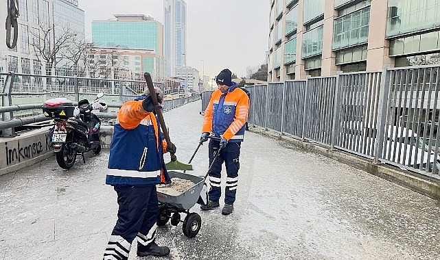 İstanbul’da Dondurucu Soğuklar ve Kar Yağışı Devam Ediyor