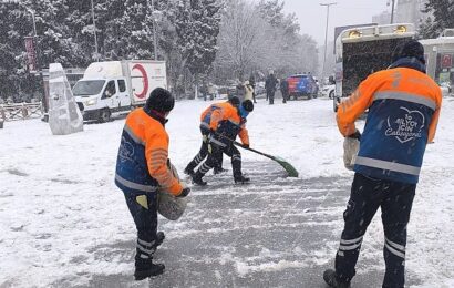 İstanbul’da Yoğun Kar Yağışı ve Belediyelerin Alınan Önlemleri