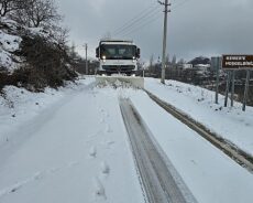 İzmir Büyükşehir Belediyesi Karla Mücadele Çalışmalarına Devam Ediyor