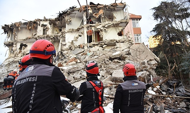 Kadıköy Belediyesi Olası Deprem İçin Tatbikat Düzenledi