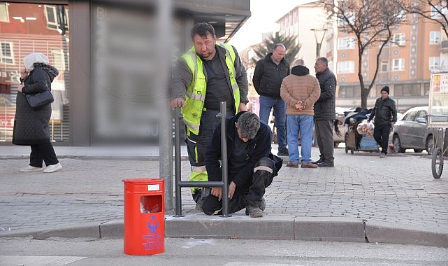 Kahramankazan’da Yeni Çöp Kovaları ile Temizlik Çalışmaları