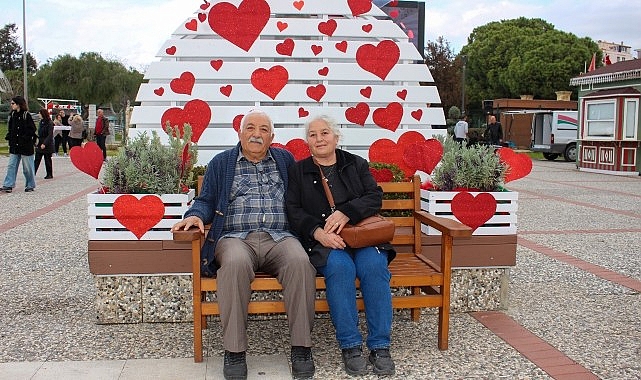 Karşıyaka Belediyesi’nden Sevgililer Günü Pazarı