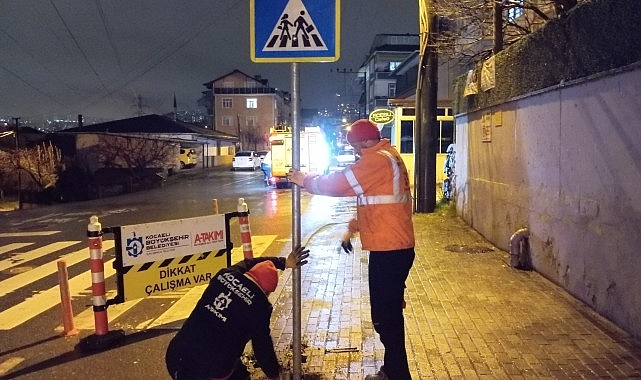 Kocaeli Büyükşehir Belediyesi’nden Güvenli Yol Çalışmaları