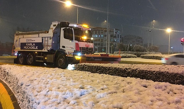 Kocaeli Büyükşehir Belediyesi’nden Karla Mücadele Çalışmaları