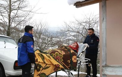 Kocaeli Büyükşehir Belediyesi’nin Mavi Ambulans Hizmeti ile Ulaşım Desteği