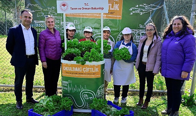 Okuldaki Çiftlik Projesi İzmir’de Başladı