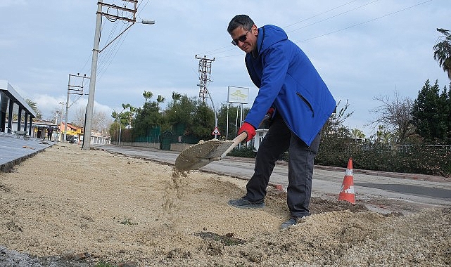 Tekirova Mahallesi’nde Kaldırım Yenileme Çalışmaları Devam Ediyor