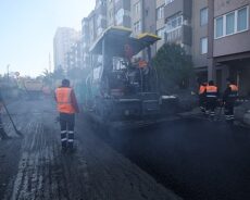 Bakırköy Belediyesi, Asfalt Yenileme Çalışmalarını Sürdürüyor